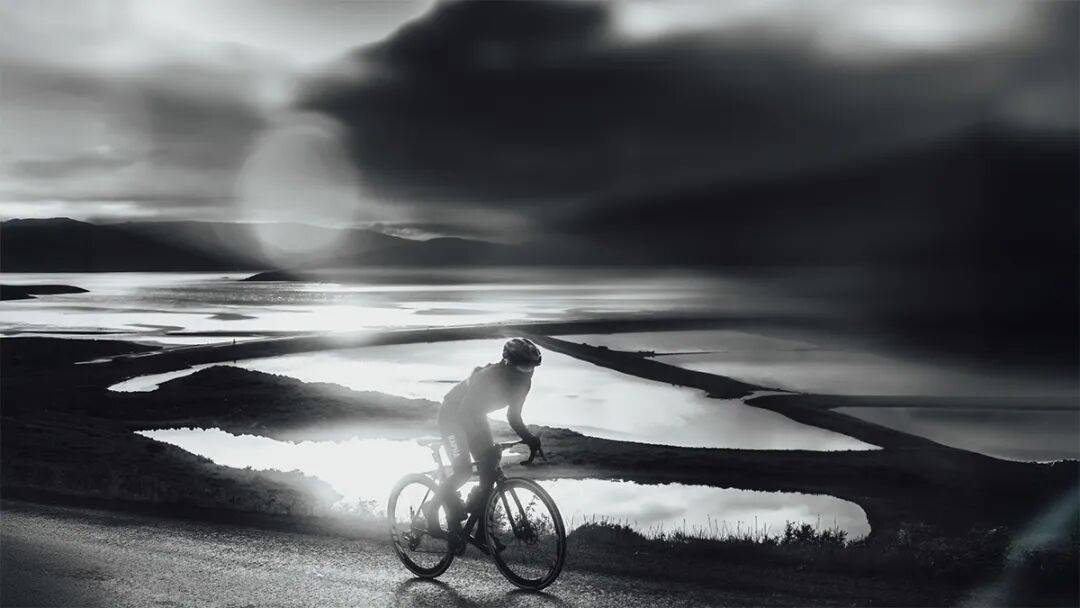全新Rapha Pro Team Shadow:专为严苛的比赛与训练环境打造